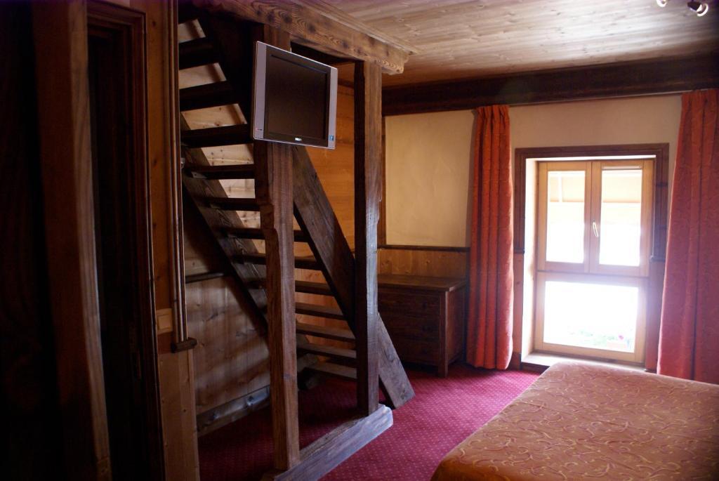 Готель Le Relais De L'Abbaye Турню Номер фото